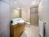 https://images.listonce.com.au/custom/160x/listings/2597-cruikshank-street-port-melbourne-vic-3207/648/01793648_img_10.jpg?ogQ_6vSe2CI