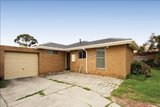 https://images.listonce.com.au/custom/160x/listings/2598-highbury-road-glen-waverley-vic-3150/589/01975589_img_05.jpg?_LRSOQEtYWM