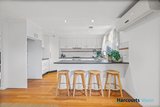 https://images.listonce.com.au/custom/160x/listings/25a-robson-avenue-avondale-heights-vic-3034/852/01747852_img_05.jpg?GFYlkFKxrlg
