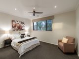 https://images.listonce.com.au/custom/160x/listings/25a-shakespeare-avenue-mooroolbark-vic-3138/184/01524184_img_11.jpg?Zvtmr1Wlj5E