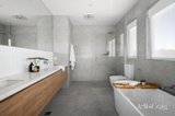 https://images.listonce.com.au/custom/160x/listings/25b-hinkler-avenue-bentleigh-east-vic-3165/373/01769373_img_10.jpg?hS6SQeENQsc