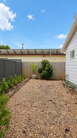 https://images.listonce.com.au/custom/160x/listings/25b-holland-road-ringwood-east-vic-3135/177/01933177_img_08.jpg?LiuGbbxRaOc