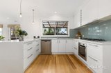 https://images.listonce.com.au/custom/160x/listings/25b-ian-grove-mount-waverley-vic-3149/876/01914876_img_03.jpg?zOGcfxL0oPo