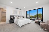 https://images.listonce.com.au/custom/160x/listings/25b-york-street-bentleigh-east-vic-3165/184/01809184_img_07.jpg?2NGYjRcRTxU
