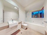 https://images.listonce.com.au/custom/160x/listings/26-8-carrington-street-balwyn-north-vic-3104/484/01937484_img_11.jpg?eIPh7EaP9Mc