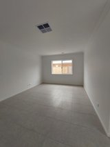 https://images.listonce.com.au/custom/160x/listings/26-atherton-street-armstrong-creek-vic-3217/955/01691955_img_06.jpg?9_lOnzraxec