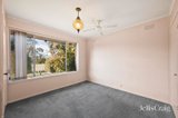 https://images.listonce.com.au/custom/160x/listings/26-balcombe-avenue-mooroolbark-vic-3138/724/01938724_img_07.jpg?Fw85gnZ2ETM