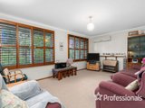 https://images.listonce.com.au/custom/160x/listings/26-bayswater-road-croydon-vic-3136/694/01525694_img_02.jpg?MHqgWOjIijs