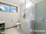 https://images.listonce.com.au/custom/160x/listings/26-bayswater-road-croydon-vic-3136/694/01525694_img_07.jpg?3-laW7qmoIU