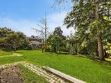 https://images.listonce.com.au/custom/160x/listings/26-belgravia-avenue-mont-albert-north-vic-3129/143/01684143_img_07.jpg?ZuwkDRK2_gA