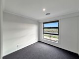 https://images.listonce.com.au/custom/160x/listings/26-beveridge-circuit-armstrong-creek-vic-3217/458/01914458_img_03.jpg?d-crwA6S5iI
