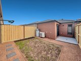 https://images.listonce.com.au/custom/160x/listings/26-beveridge-circuit-armstrong-creek-vic-3217/458/01914458_img_08.jpg?CT6cV4PBztM