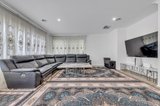 https://images.listonce.com.au/custom/160x/listings/26-blackwood-road-lara-vic-3212/575/01698575_img_05.jpg?E0Vt9wrPBYU