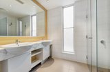 https://images.listonce.com.au/custom/160x/listings/26-blythswood-court-kew-vic-3101/831/01980831_img_07.jpg?zntEEFE8Sa4