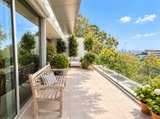 https://images.listonce.com.au/custom/160x/listings/26-blythswood-court-kew-vic-3101/831/01980831_img_08.jpg?SpxPgx_o-uA