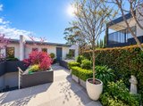 https://images.listonce.com.au/custom/160x/listings/26-blythswood-court-kew-vic-3101/831/01980831_img_12.jpg?DIkUOu_GOlE