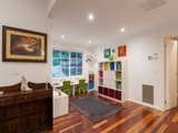 https://images.listonce.com.au/custom/160x/listings/26-borang-avenue-mount-evelyn-vic-3796/978/01523978_img_09.jpg?DHn_cMi-1_U