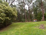 https://images.listonce.com.au/custom/160x/listings/26-borang-avenue-mount-evelyn-vic-3796/978/01523978_img_17.jpg?P1S_KYpim3M