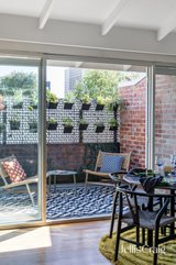 https://images.listonce.com.au/custom/160x/listings/26-bromham-place-richmond-vic-3121/787/01815787_img_27.jpg?c7zQlAWs_0o