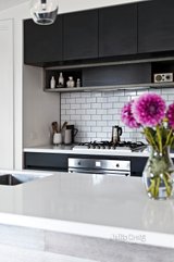 https://images.listonce.com.au/custom/160x/listings/26-canberra-street-brunswick-vic-3056/254/01016254_img_06.jpg?VkvYA7qeFP8