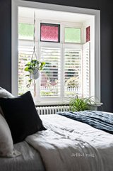 https://images.listonce.com.au/custom/160x/listings/26-canberra-street-brunswick-vic-3056/254/01016254_img_10.jpg?eAMhufu4BIM