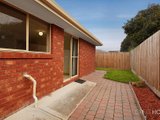 https://images.listonce.com.au/custom/160x/listings/26-carling-court-altona-meadows-vic-3028/361/01202361_img_10.jpg?5e8JiLJT94g