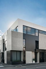 https://images.listonce.com.au/custom/160x/listings/26-carroll-st-richmond-vic-3121/855/01718855_img_06.jpg?yuZWA-YY_FI