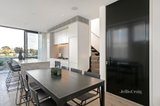 https://images.listonce.com.au/custom/160x/listings/26-carroll-st-richmond-vic-3121/855/01718855_img_15.jpg?k-v_xpcH06M