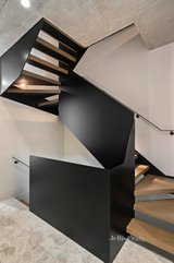 https://images.listonce.com.au/custom/160x/listings/26-carroll-st-richmond-vic-3121/855/01718855_img_17.jpg?cfIlPXSfpak