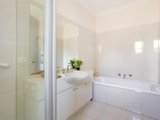 https://images.listonce.com.au/custom/160x/listings/26-daphne-street-canterbury-vic-3126/424/01905424_img_06.jpg?mSETB8te6-g