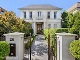 https://images.listonce.com.au/custom/160x/listings/26-dean-street-kew-vic-3101/711/01683711_img_01.jpg?4uX2sp2fc0M