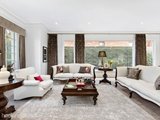 https://images.listonce.com.au/custom/160x/listings/26-dean-street-kew-vic-3101/711/01683711_img_03.jpg?89gt6RmayWI