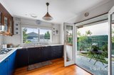 https://images.listonce.com.au/custom/160x/listings/26-duff-street-black-rock-vic-3193/576/01899576_img_06.jpg?d17CcuYQSZk