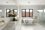 https://images.listonce.com.au/custom/160x/listings/26-elliott-avenue-balwyn-vic-3103/307/01906307_img_17.jpg?1PPKPmrRwEA