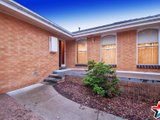 https://images.listonce.com.au/custom/160x/listings/26-erskine-ridge-mooroolbark-vic-3138/944/01524944_img_03.jpg?Y58JYy5rBZA