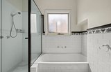 https://images.listonce.com.au/custom/160x/listings/26-evelyn-road-ringwood-north-vic-3134/949/01941949_img_12.jpg?dhsoUEPiDR8