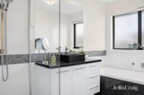 https://images.listonce.com.au/custom/160x/listings/26-evergreen-drive-alfredton-vic-3350/771/01751771_img_16.jpg?a9eQnI6KGuI