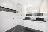 https://images.listonce.com.au/custom/160x/listings/26-evergreen-drive-alfredton-vic-3350/771/01751771_img_18.jpg?bEAMja8Qi6U