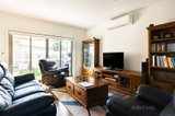 https://images.listonce.com.au/custom/160x/listings/26-frensham-road-macleod-vic-3085/936/00910936_img_06.jpg?njW27I8E7jM