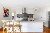 https://images.listonce.com.au/custom/160x/listings/26-glendale-road-briar-hill-vic-3088/046/01726046_img_06.jpg?Z6QqZtXGNV0