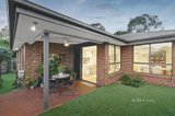 https://images.listonce.com.au/custom/160x/listings/26-glendale-road-briar-hill-vic-3088/046/01726046_img_13.jpg?tIr5LkRktis