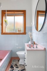 https://images.listonce.com.au/custom/160x/listings/26-grundy-grove-pascoe-vale-south-vic-3044/672/01930672_img_18.jpg?UlzzmUWvFEY