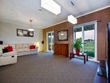 https://images.listonce.com.au/custom/160x/listings/26-hawkins-drive-kinglake-vic-3763/396/01525396_img_08.jpg?f4vOiMKxWk0