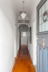 https://images.listonce.com.au/custom/160x/listings/26-hayes-street-northcote-vic-3070/340/01648340_img_16.jpg?e57nEwOlWSA