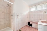 https://images.listonce.com.au/custom/160x/listings/26-hertford-road-doncaster-east-vic-3109/743/01512743_img_05.jpg?KFavRIzd7H4