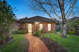 https://images.listonce.com.au/custom/160x/listings/26-hopetoun-avenue-canterbury-vic-3126/163/00818163_img_01.jpg?j9hSLCZAuAA