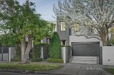 https://images.listonce.com.au/custom/160x/listings/26-irilbarra-road-canterbury-vic-3126/131/01566131_img_01.jpg?0bGPDNXV1uI