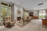 https://images.listonce.com.au/custom/160x/listings/26-jeffery-street-blackburn-vic-3130/109/01311109_img_02.jpg?tj9Y5RCwc-Y