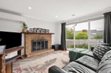 https://images.listonce.com.au/custom/160x/listings/26-kambora-court-mooroolbark-vic-3138/465/01556465_img_05.jpg?FddkR4W248o