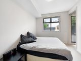 https://images.listonce.com.au/custom/160x/listings/26-lansdowne-road-st-kilda-east-vic-3183/607/01794607_img_06.jpg?bixwCtNjMkY